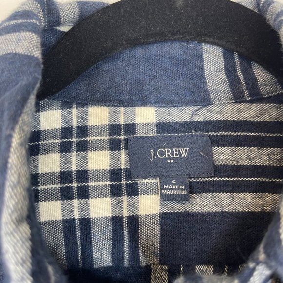 J. Crew Women's Blue Plaid Heavyweight Long Sleeve Button-Down Shirt Size S - Picture 2 of 4